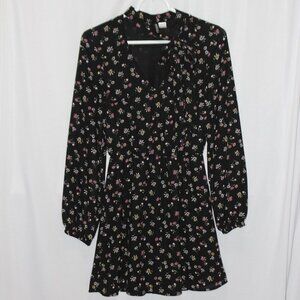 H & M DIVIDED black Floral Mini Long Sleeve Dress